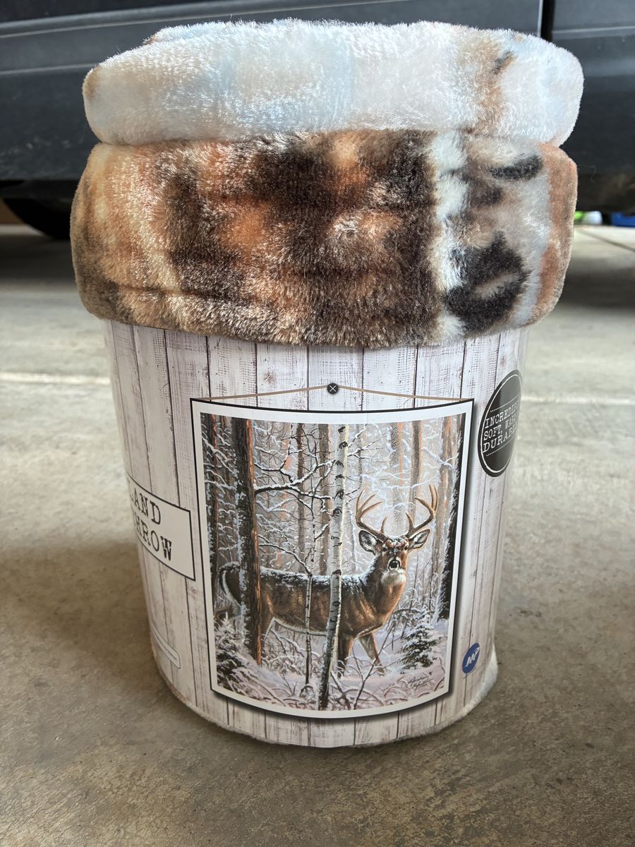 Heartland Plush Throw