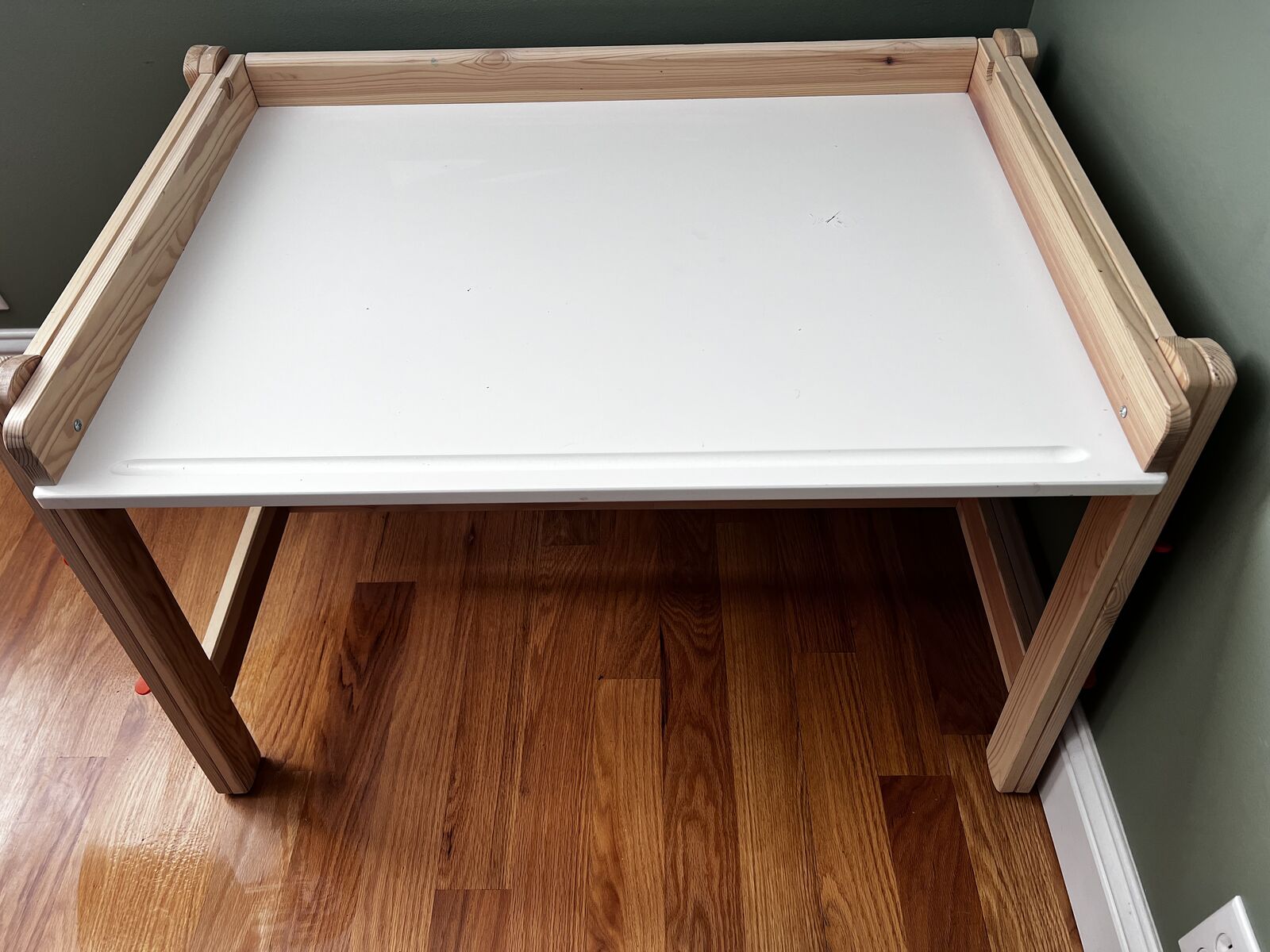 IKEA Kids’ Art Table/Desk