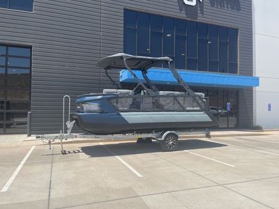 2026 Sea-Doo Switch Cruise Limited™ 21 - 300 hp Painted