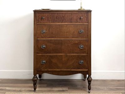 Beautiful Vintage Dresser