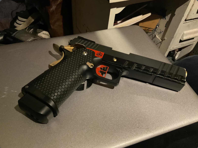 Airsoft AW Custom "Ace Competitor" Hi-CAPA model