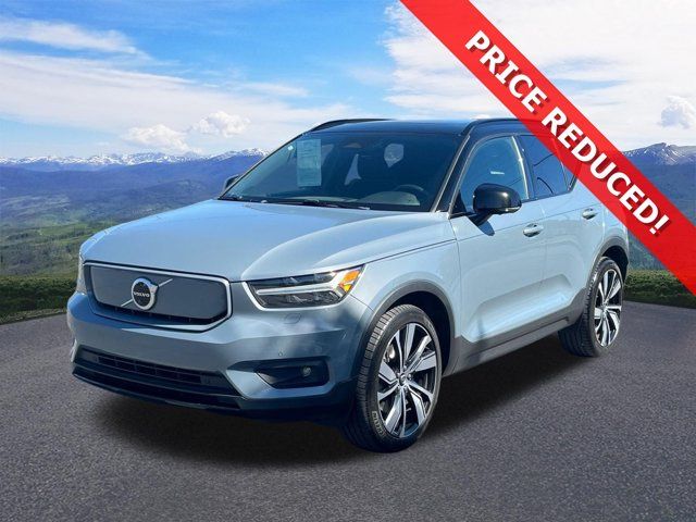 2021 Volvo XC40 Recharge Pure Electric P8