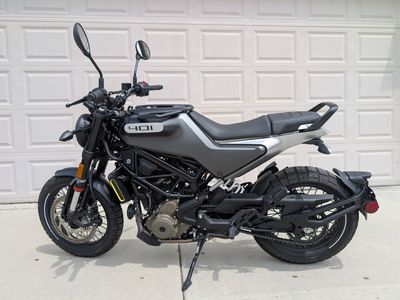 Husqvarna Svartpilen 401