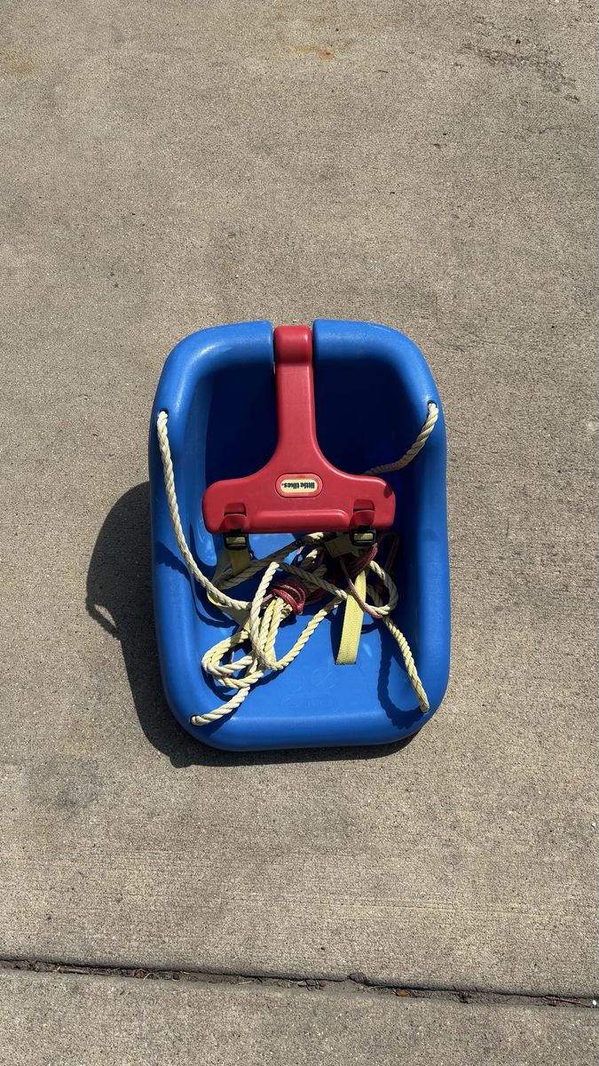 Little Tikes Tree Swing