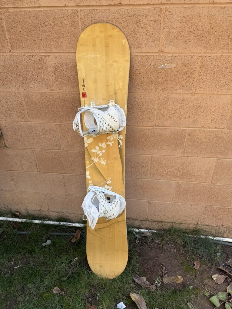 Arber Snowboard And Bindings