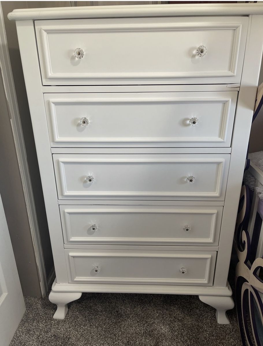 White Wood Dresser