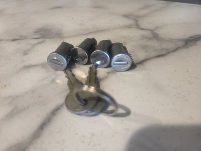 Thule Lock Cores 4 CT System W/2 Keys