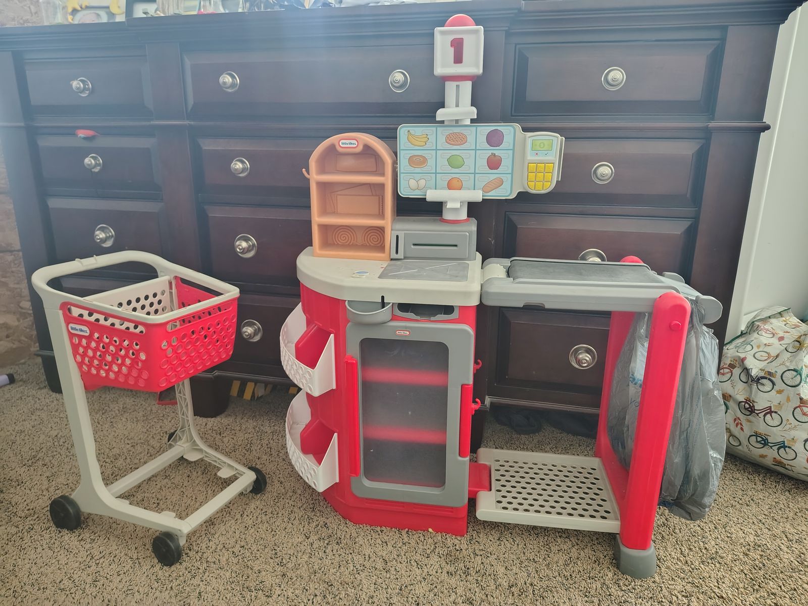 Little Tikes Shop 'n Learn and Shopping cart
