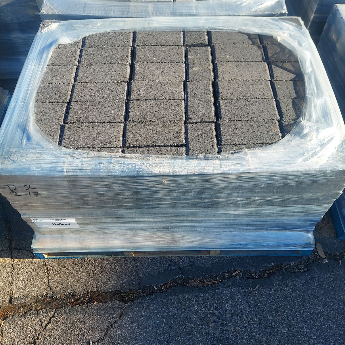 BLACK HOLLAND PAVERS (4x8)