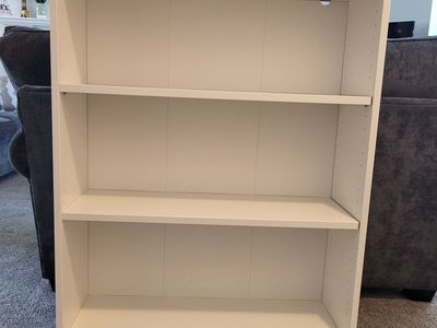 White Bookcase with Adjustable Shelves