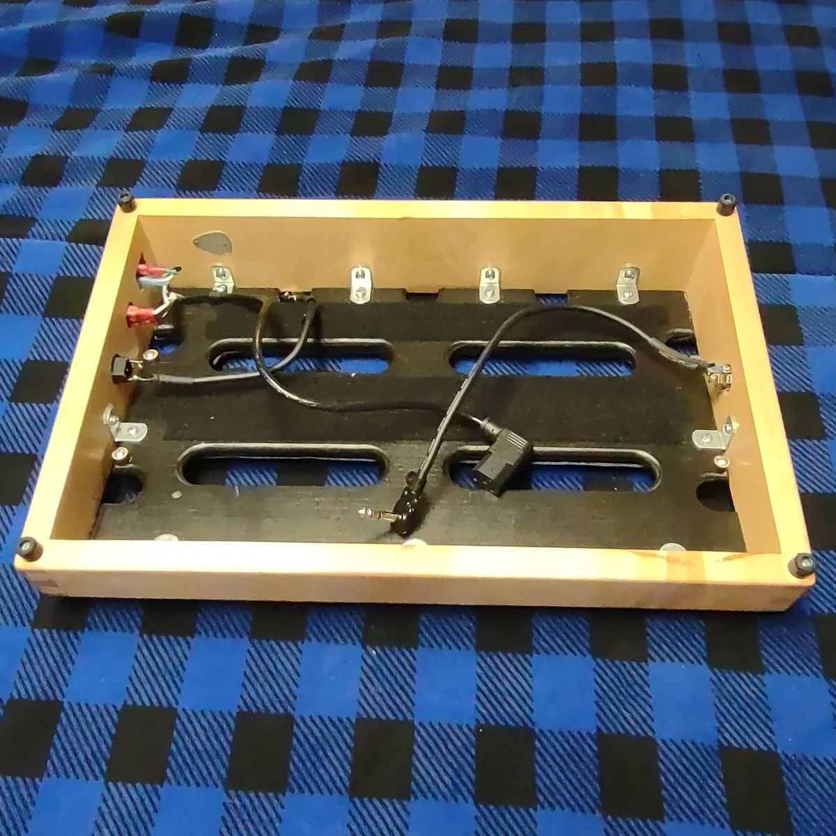 Main image 6