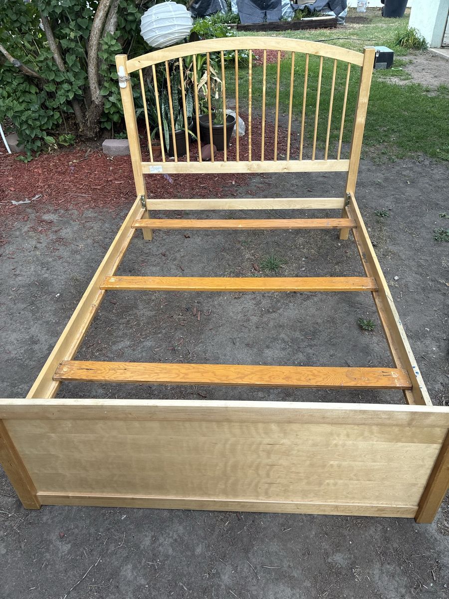 Bed frame full size