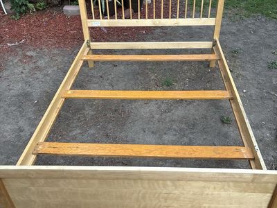 Bed frame full size