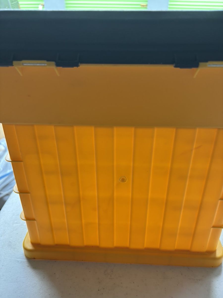 Main image 3