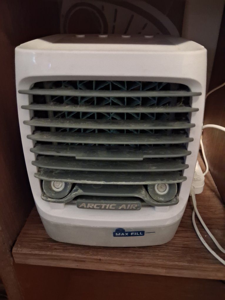 Arctic Air Portable Personal Evaporative Air Cooler 