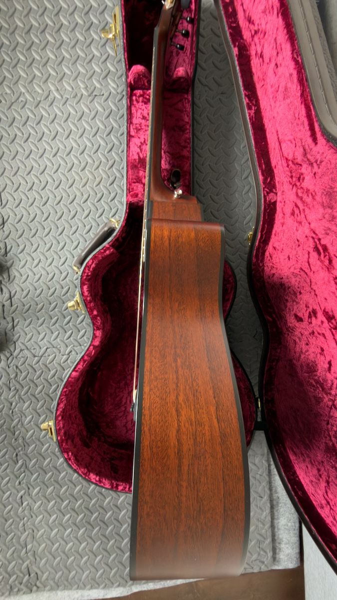 Main image 4