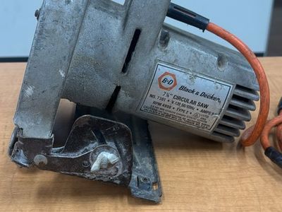 Black and Decker 7301 Circular Saw 1971