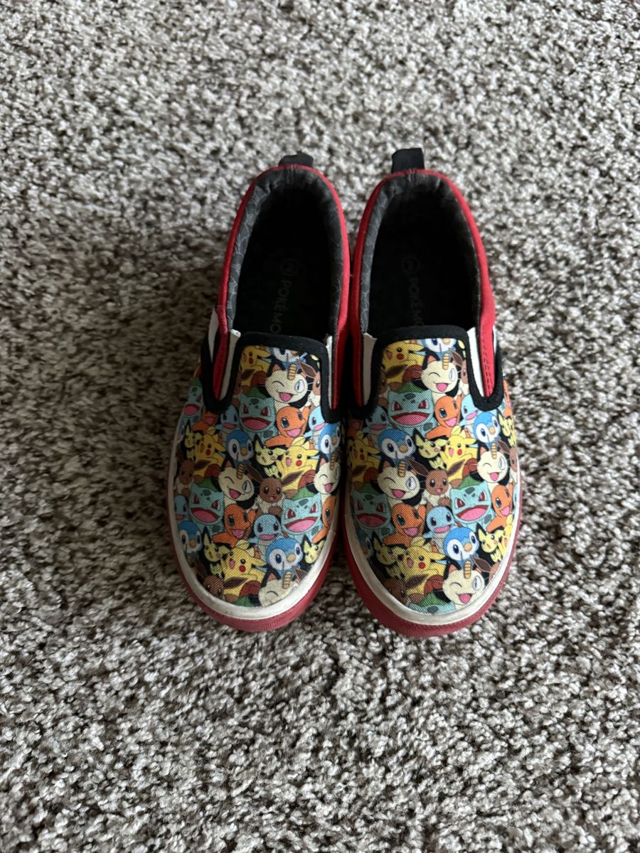 Pokémon Kids Slip-On Canvas Sneakers Multi-Character Print Size 2