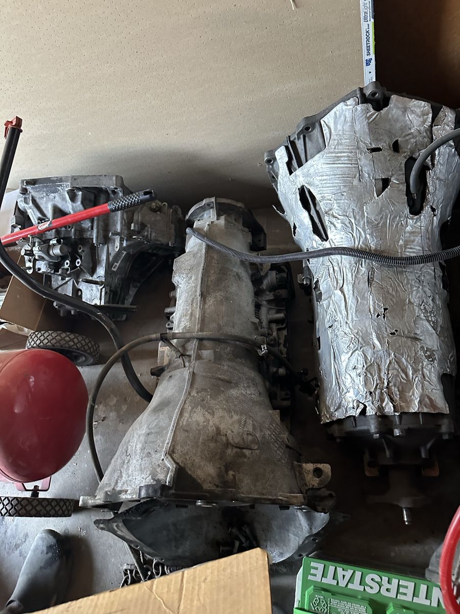 Main image 6