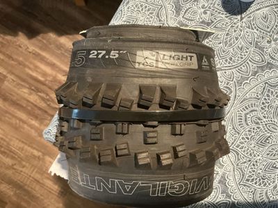 WTB Vigilante 2.5 27.5" TCS Light High Grip Mountain Bike Tire - All Mountain/Enduro