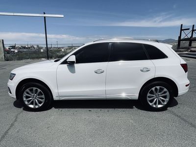 2017 AUDI Q5 2.0T quattro Premium
