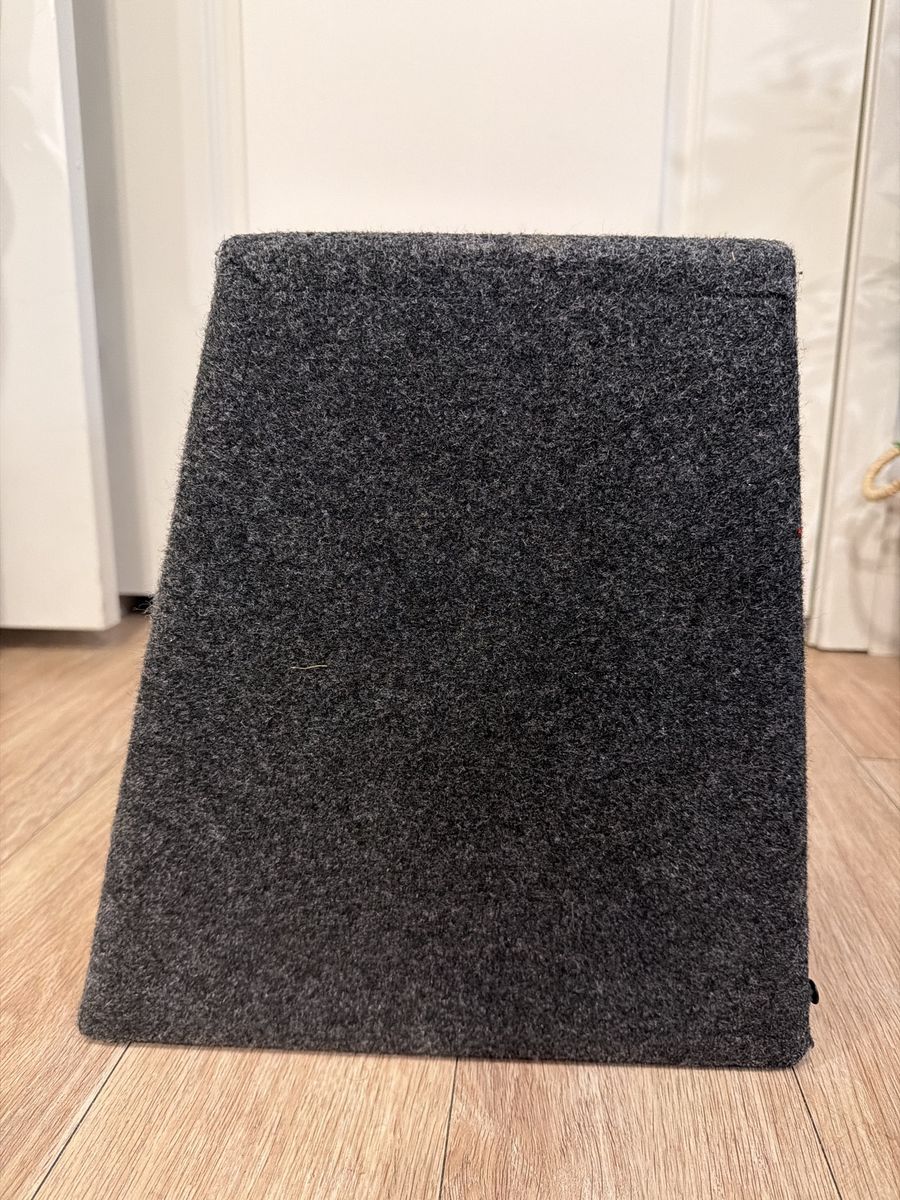 Main image 5