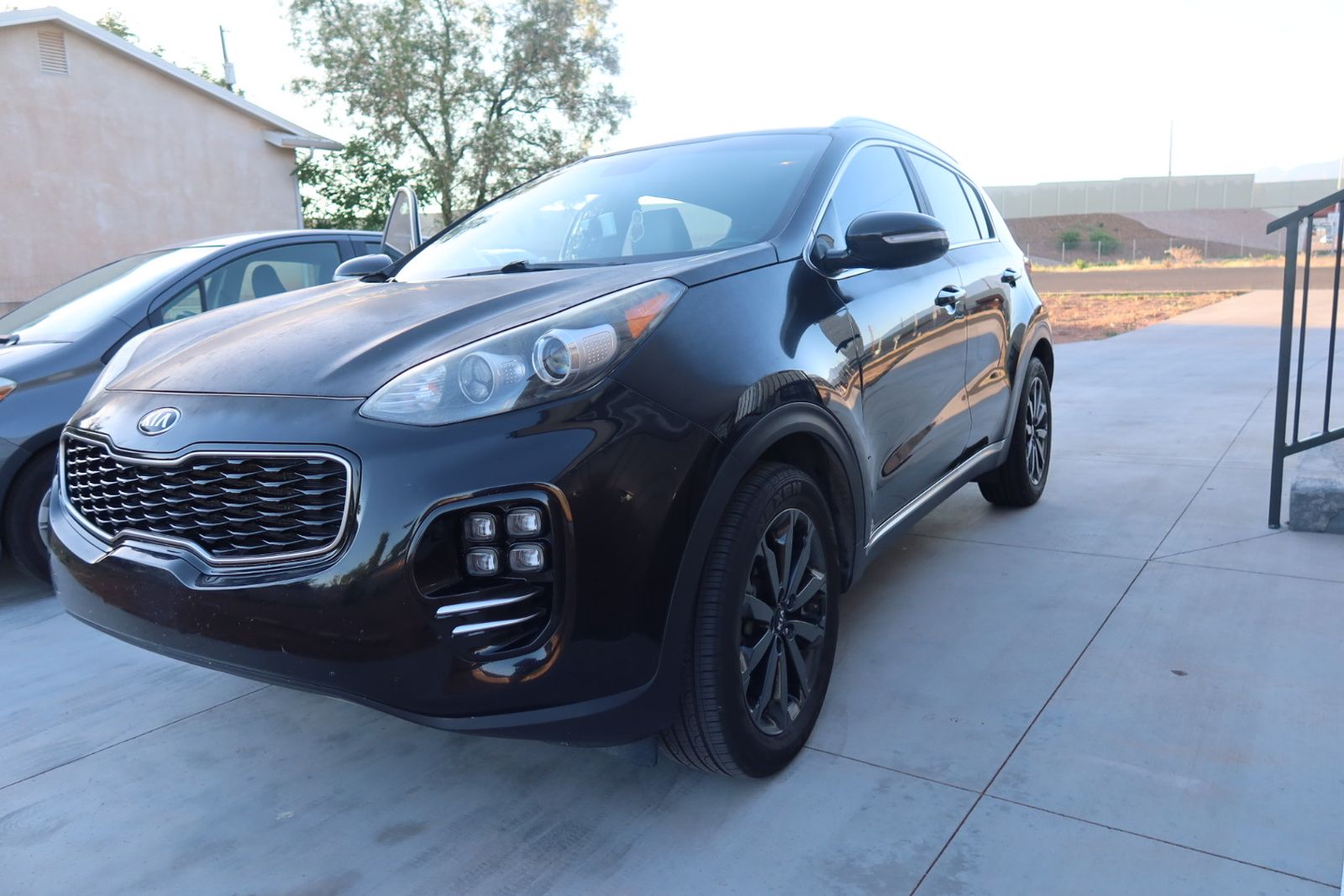 2018 Kia Sportage Ex AWD - clean & reliable!