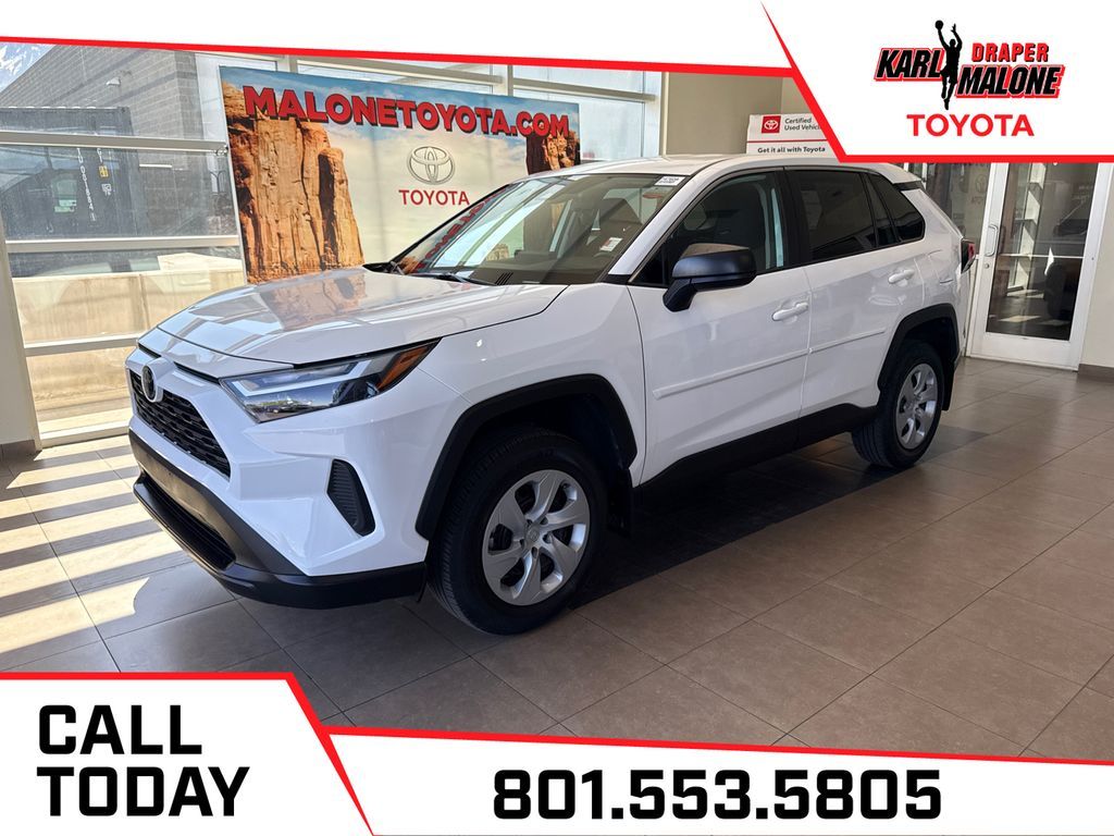 2023 Toyota RAV4 LE