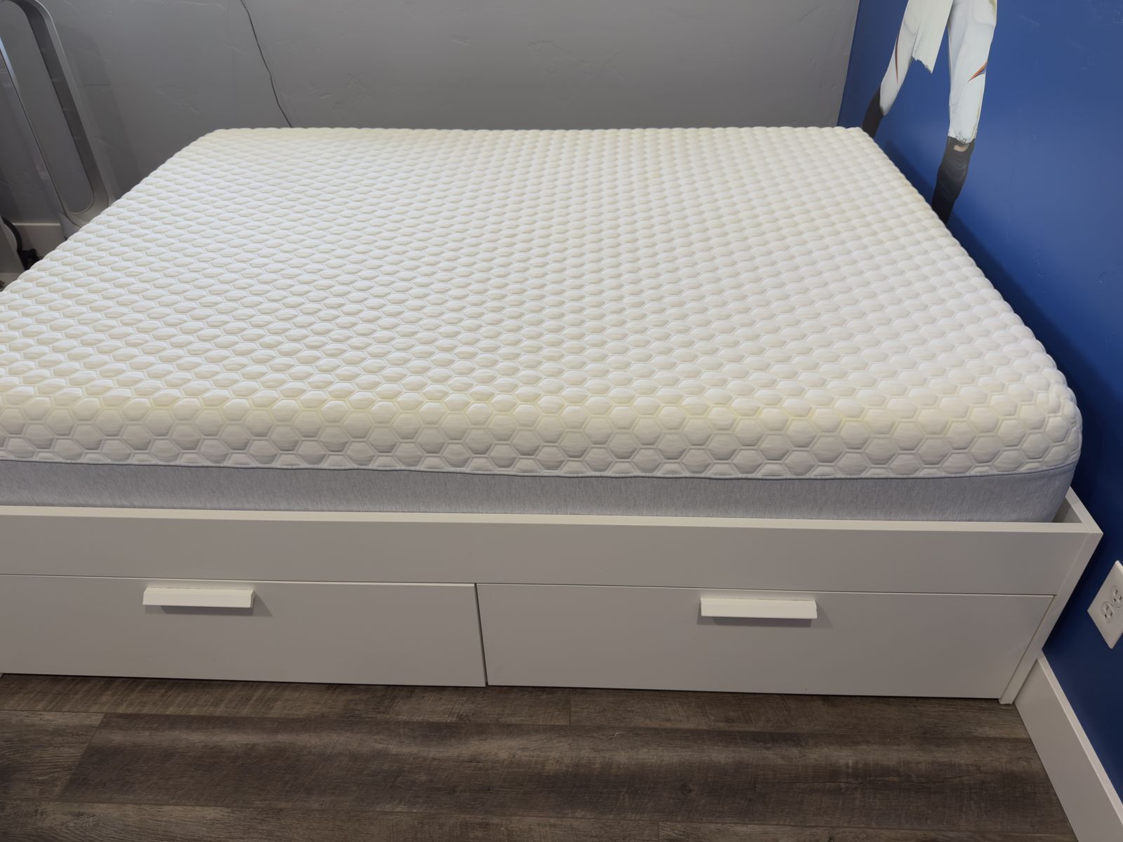 Queen Bed with Headboard, Mattress and Storage underneath