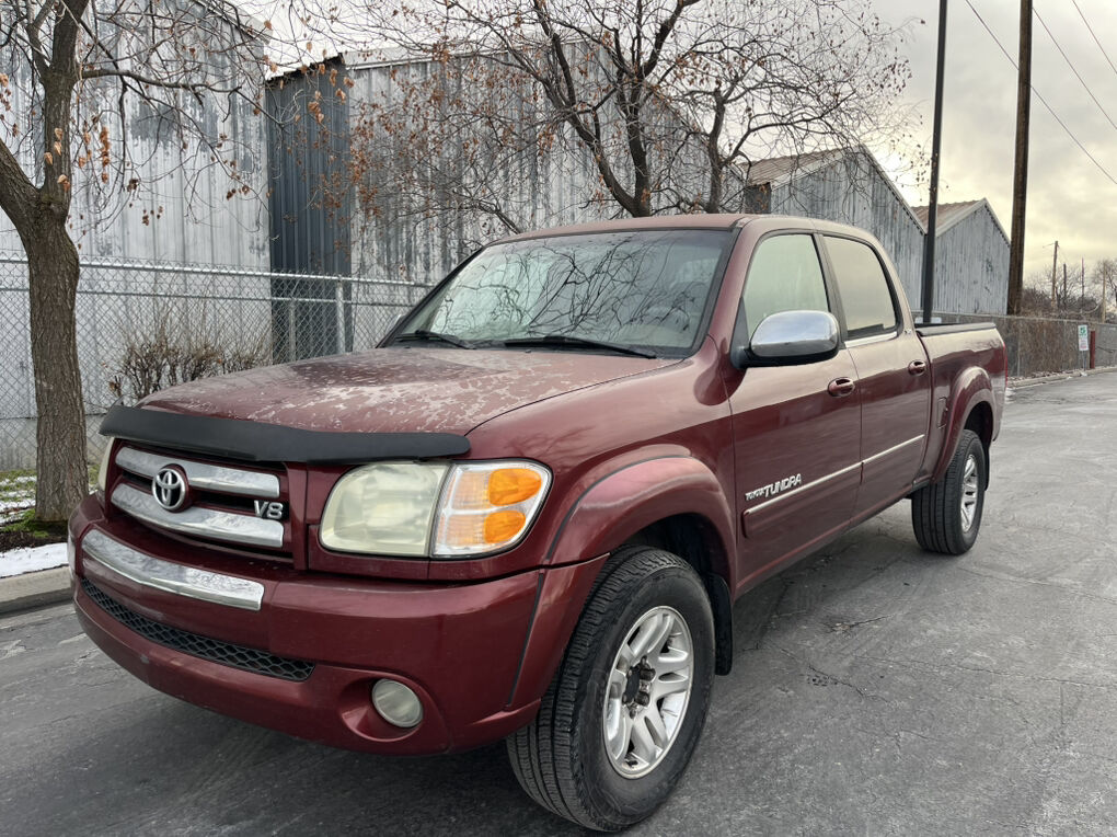 2004 TOYOTA TUNDRA SR5 V8