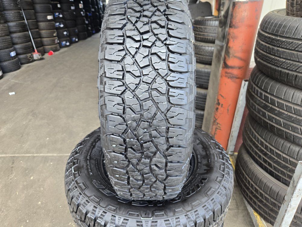 SET 235/75R15 GOODYEAR WRANGLER TRAIL RUNNER AT