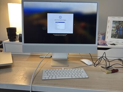 iMac “24