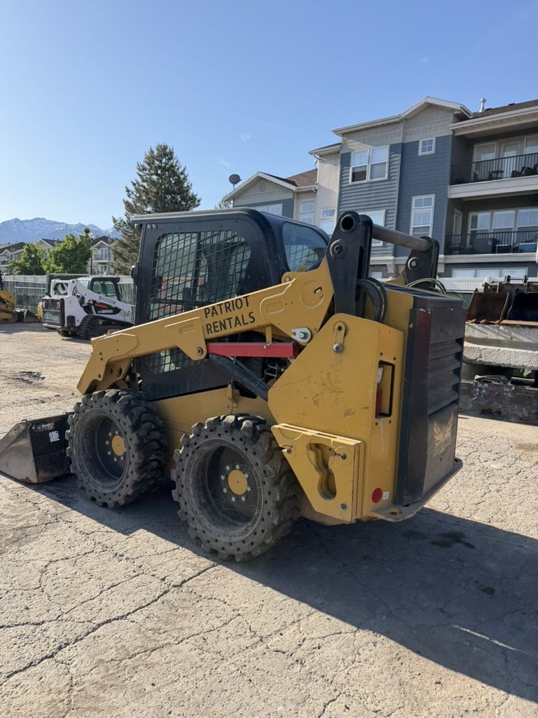 Cat Wheel Skids for Rent - Skid Steer Bobcats