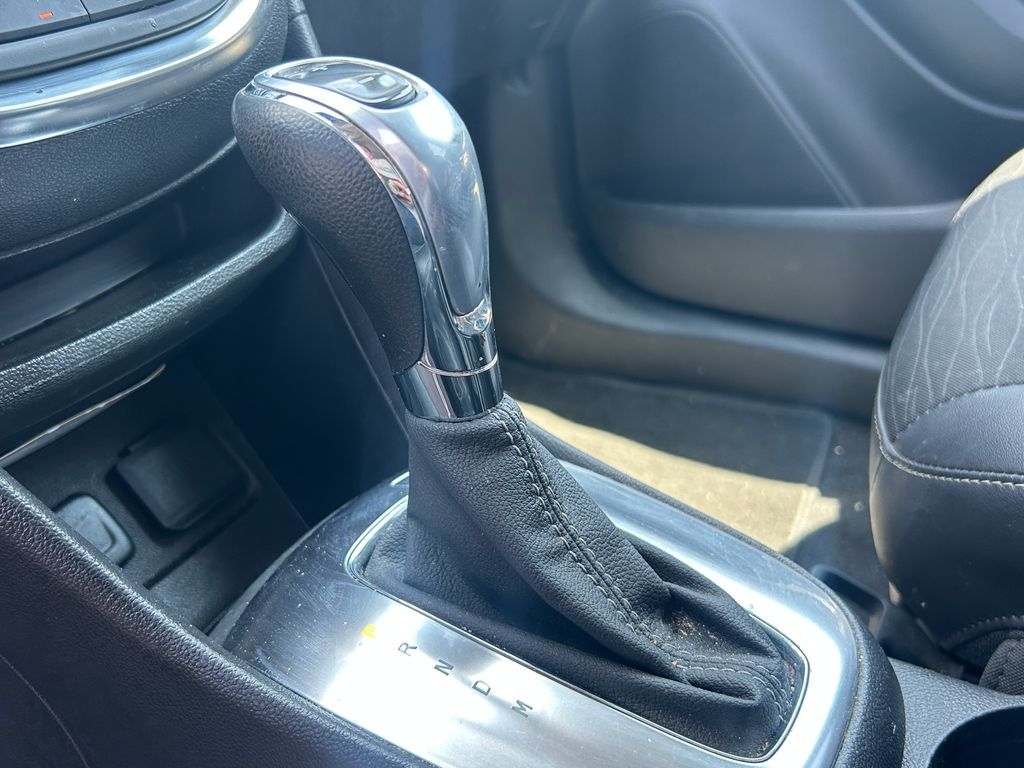 Main image 16