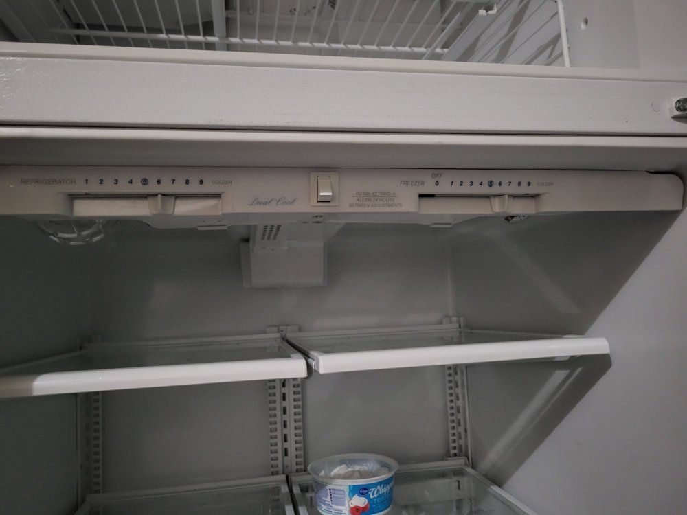 Main image 6