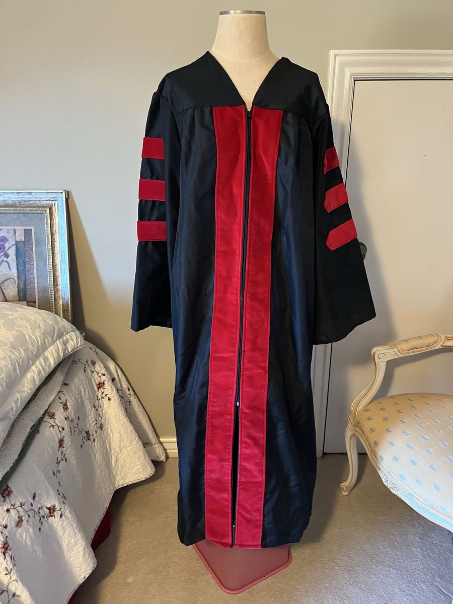 Graduation gown. Doctor. U of U