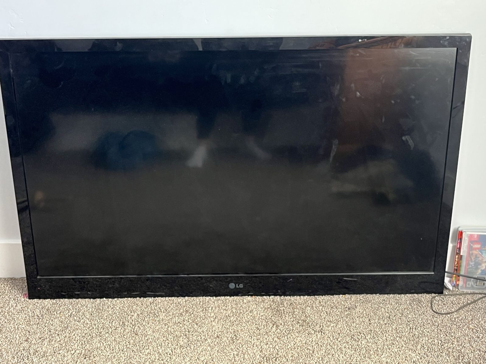 46" LG TV