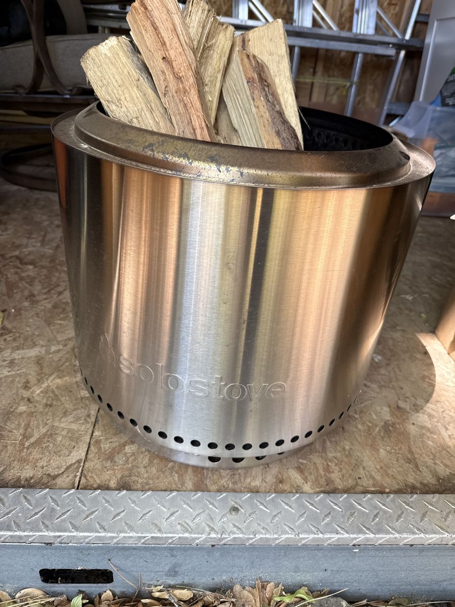 Solo Stove Bonfire 2.0 Smokeless Fire Pit - Used Twice - Includes Wood
