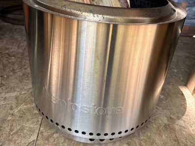 Solo Stove Bonfire 2.0 Smokeless Fire Pit - Used Twice - Includes Wood