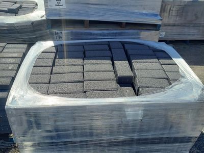 BLACK HOLLAND PAVERS