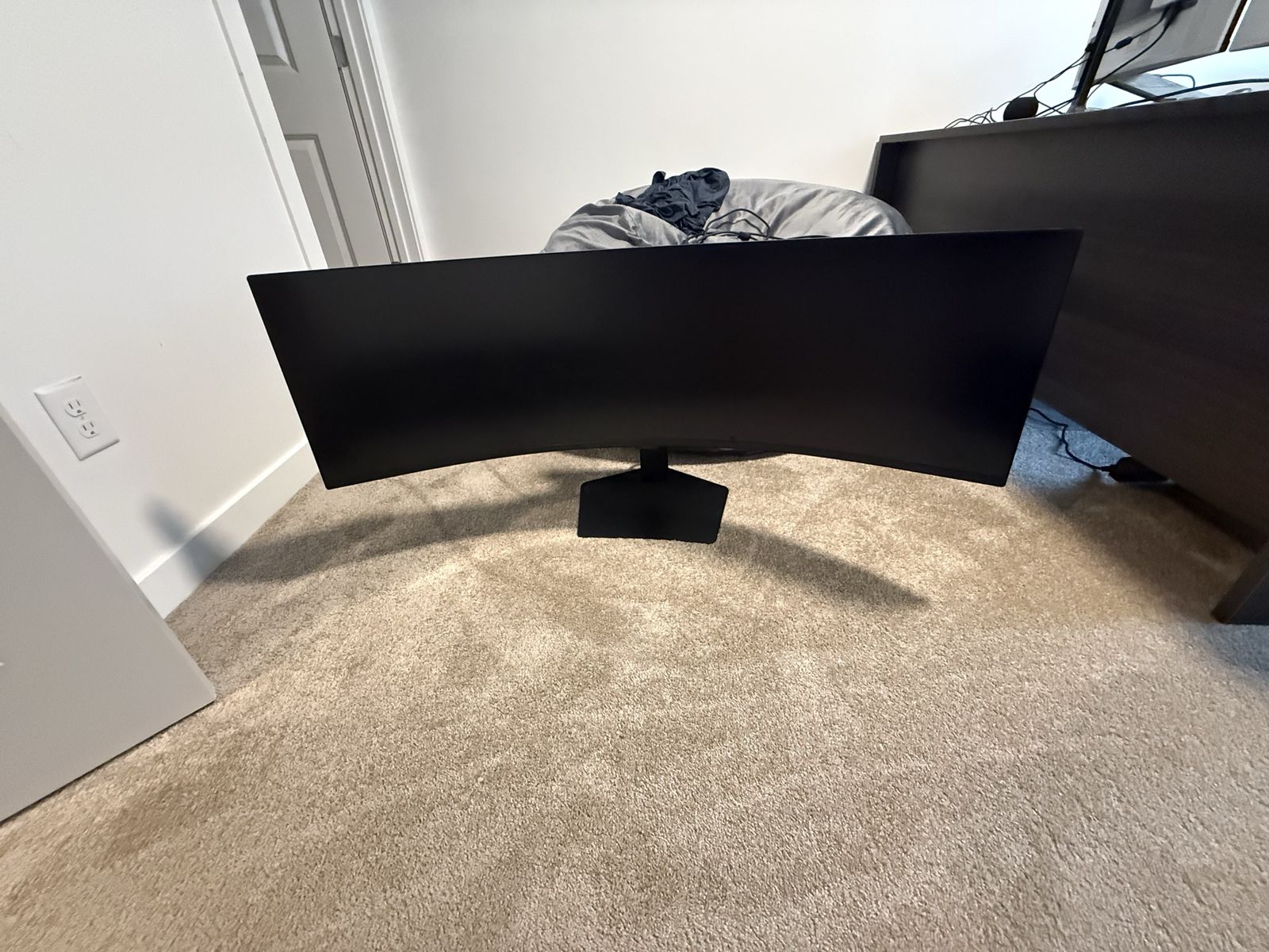 Main image 4