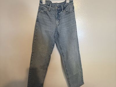 Old Navy Light Wash Jeans - 4