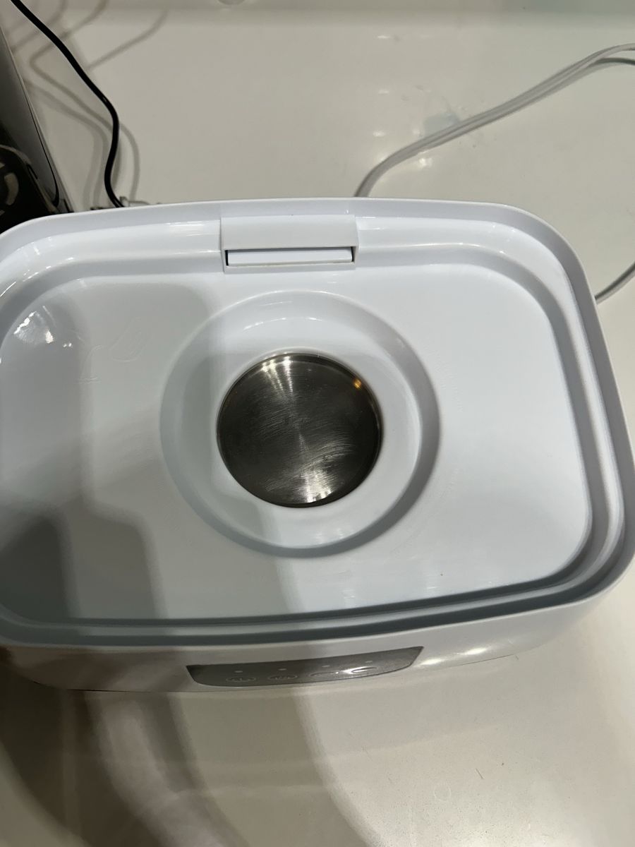Main image 2