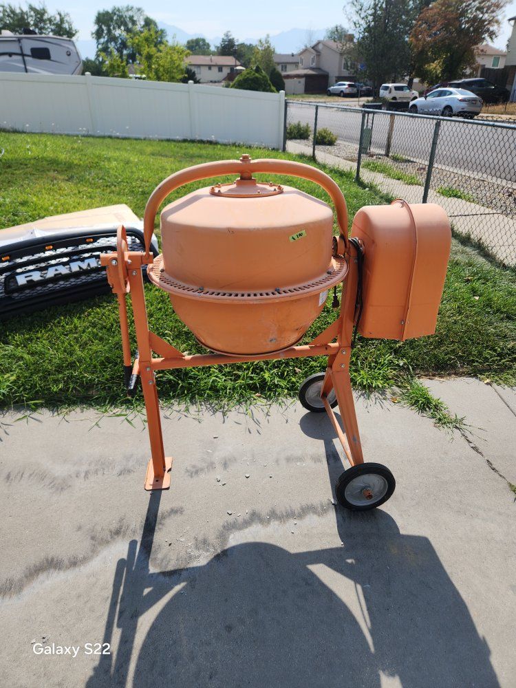 Portable Electric Orange Concrete Mixer with Wheels