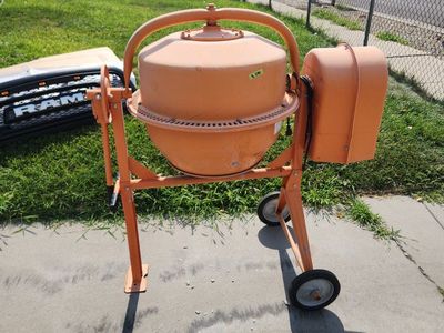 Portable Electric Orange Concrete Mixer with Wheels