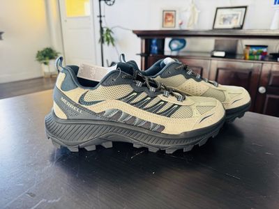 New Merrell Speed Strike 2 Hiking (8.5)