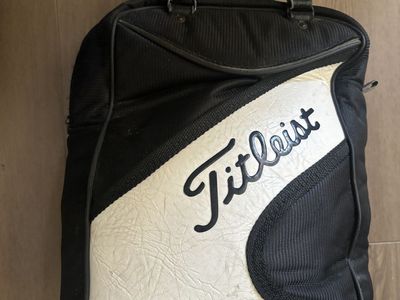 Vintage titileist range golf bag