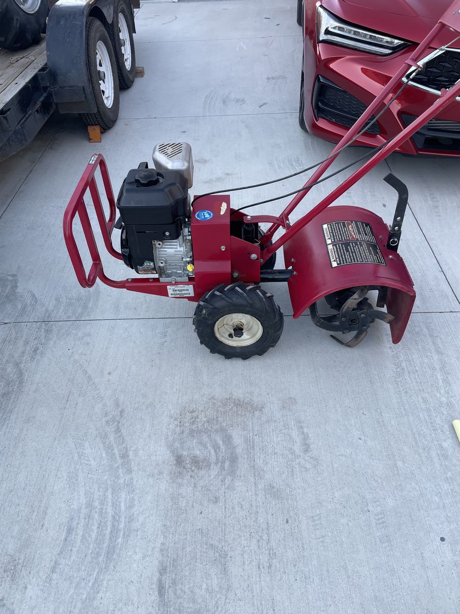 Briggs & Stratton Snapper Tiller