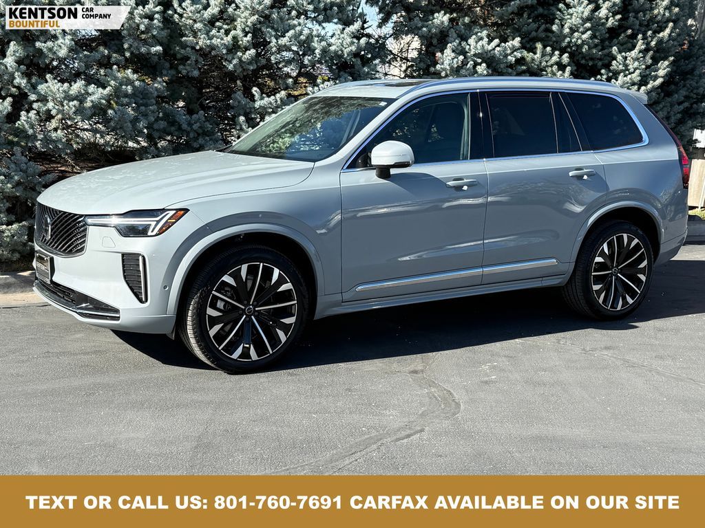 2025 Volvo XC90 B6 Plus Bright Theme 7P