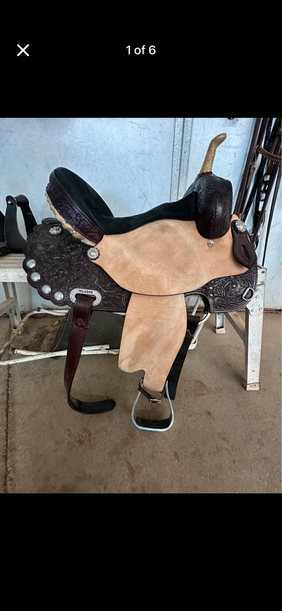 Hilason treeless saddle 15”